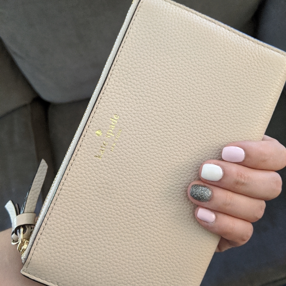 Kate Spade Malea Mulberry Bifold Wallet Tan